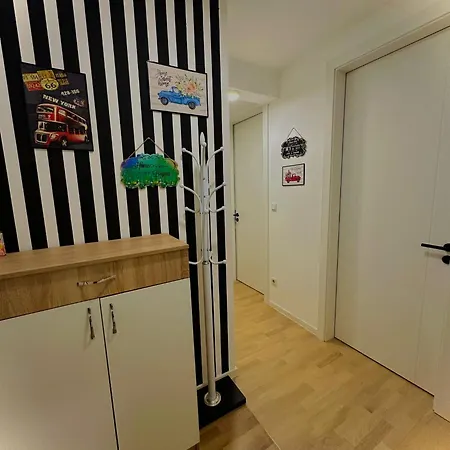 Clover Apartment *