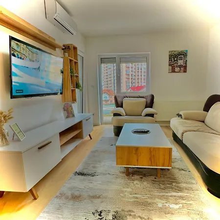 Apartment Clover